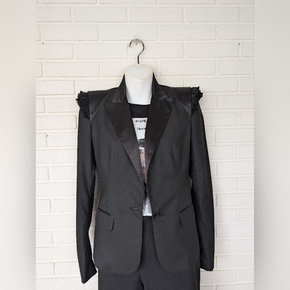 50% OFF Robert Rodriguez Black Silk Blazer - Picture 2 of 8